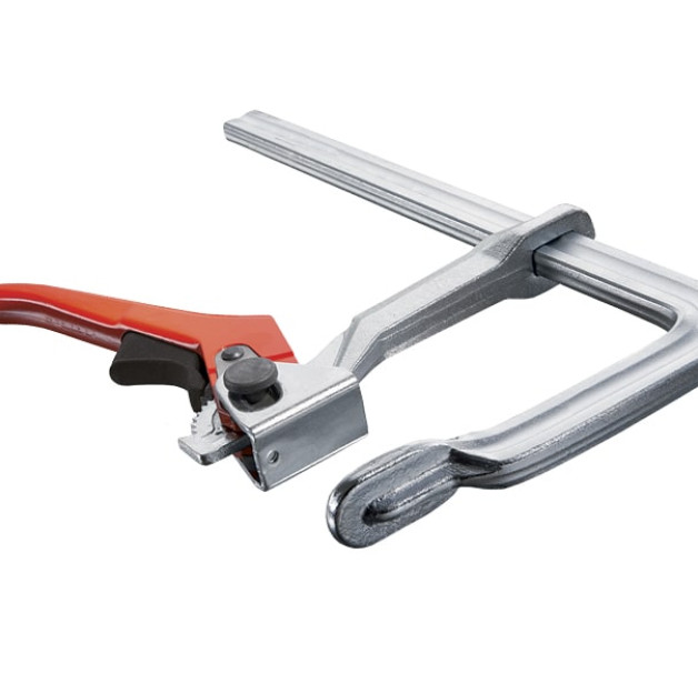 LEVER-CLAMP